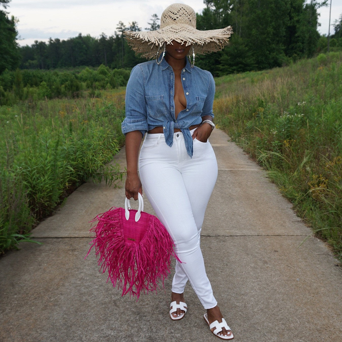 Essential White Jeans - High-Rise Slim Fit Design with Comfortable Stretch, Perfect for Casual Wear, Womens Denim